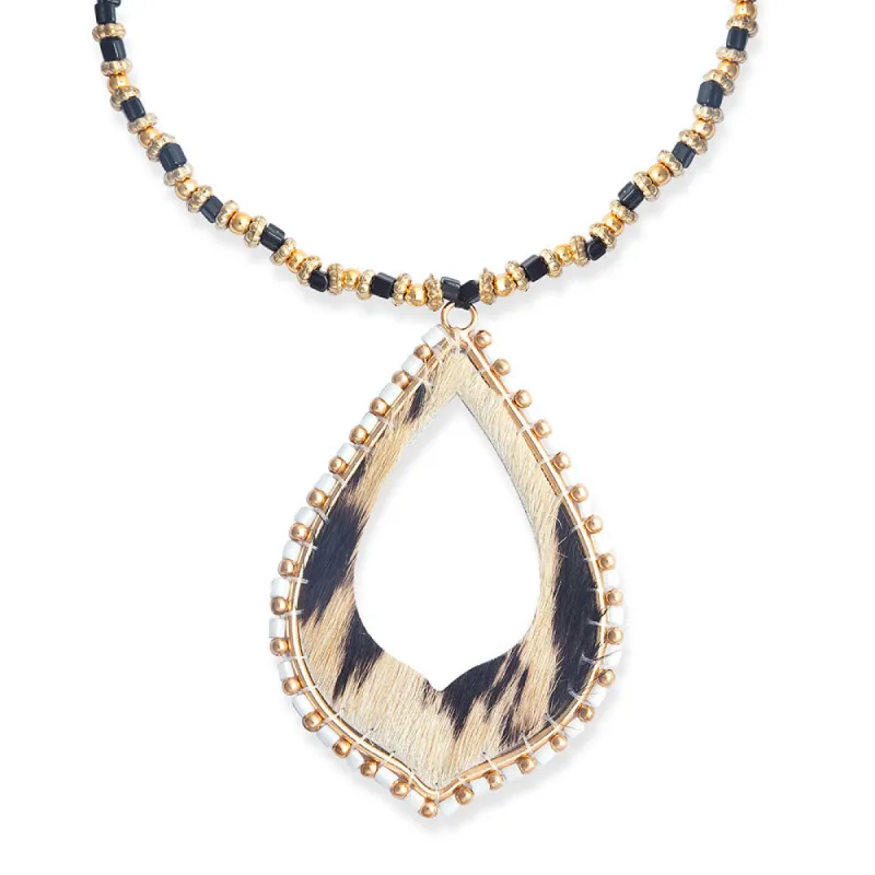 De La Artesia Necklace sold by Myra Bag