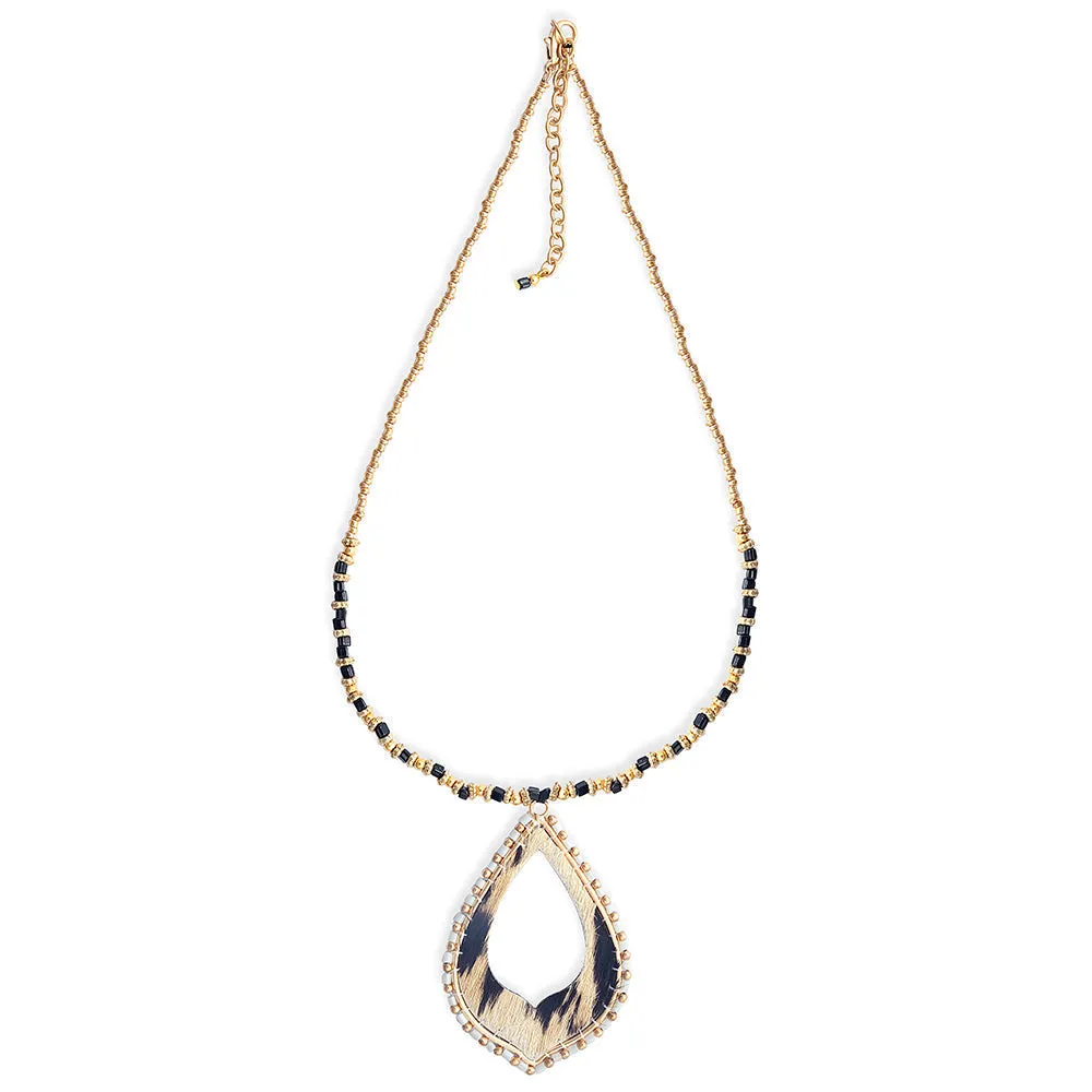 De La Artesia Necklace sold by Myra Bag product image thumbnail 2