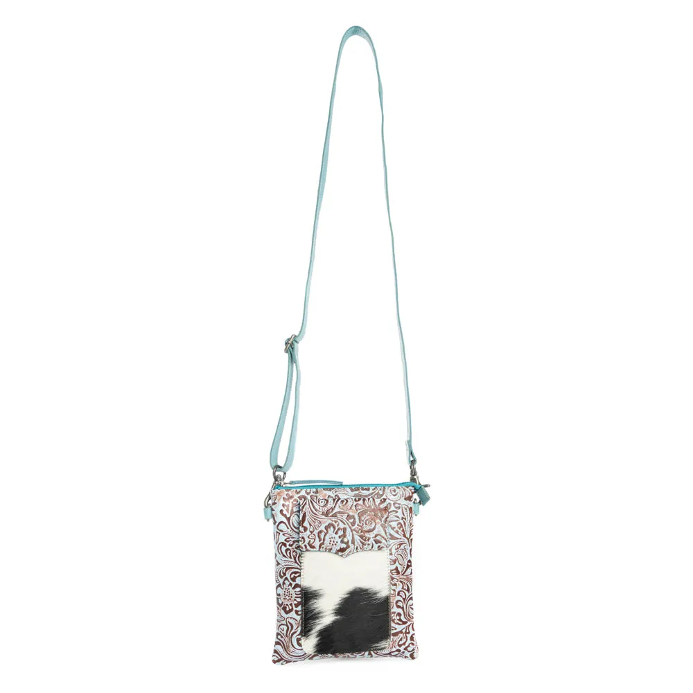 Wonder Trail Shoulder Bag in Turquoise sold by Myra Bag product image thumbnail 2