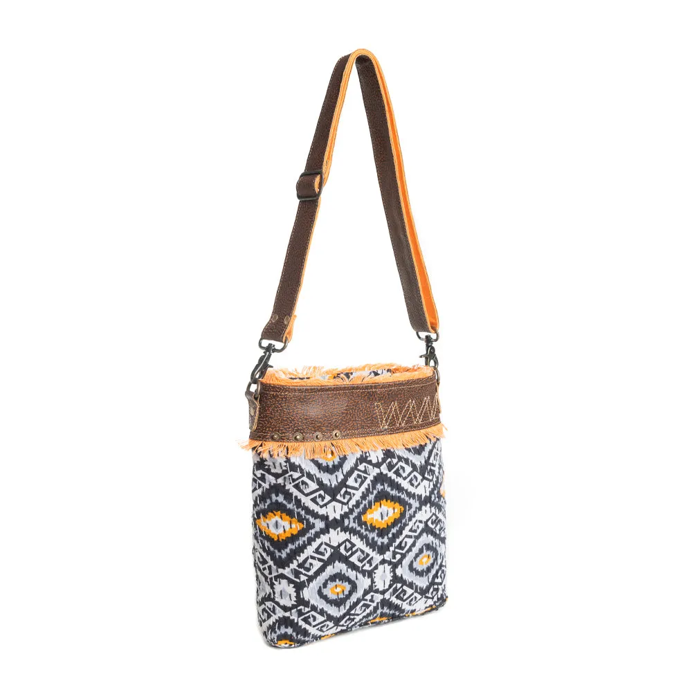 Mirragio Small & Crossbody bag sold by Myra Bag product image thumbnail 3