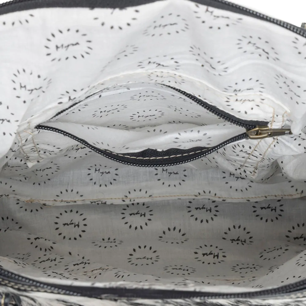 Mesa Maverick Tote Bag in Black & White sold by Myra Bag product image thumbnail 4