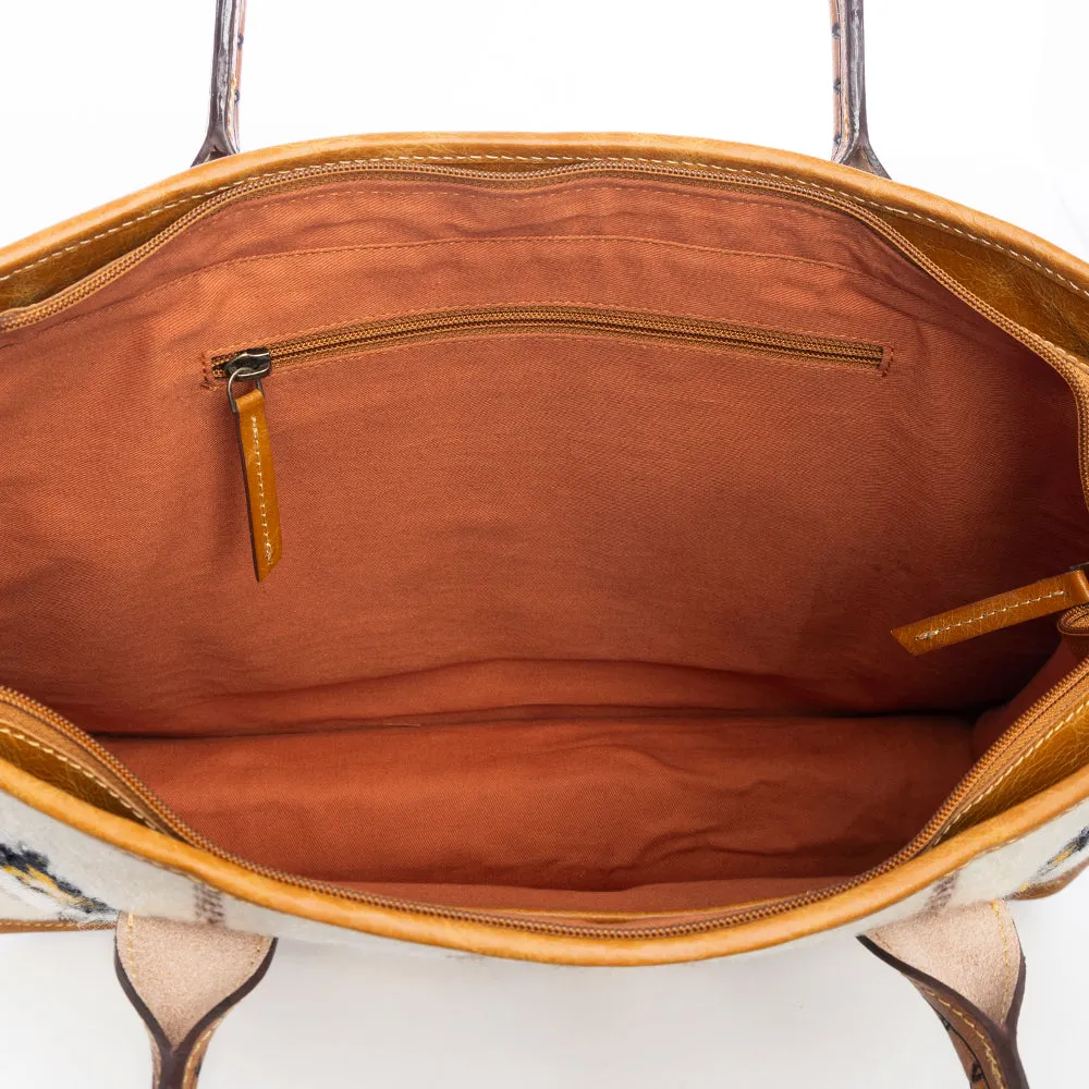 Cedar Crest Canvas & Leather Bag sold by Myra Bag product image thumbnail 4