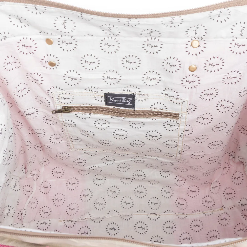 Queen Creek Weekender Bag in Pink sold by Myra Bag product image thumbnail 4