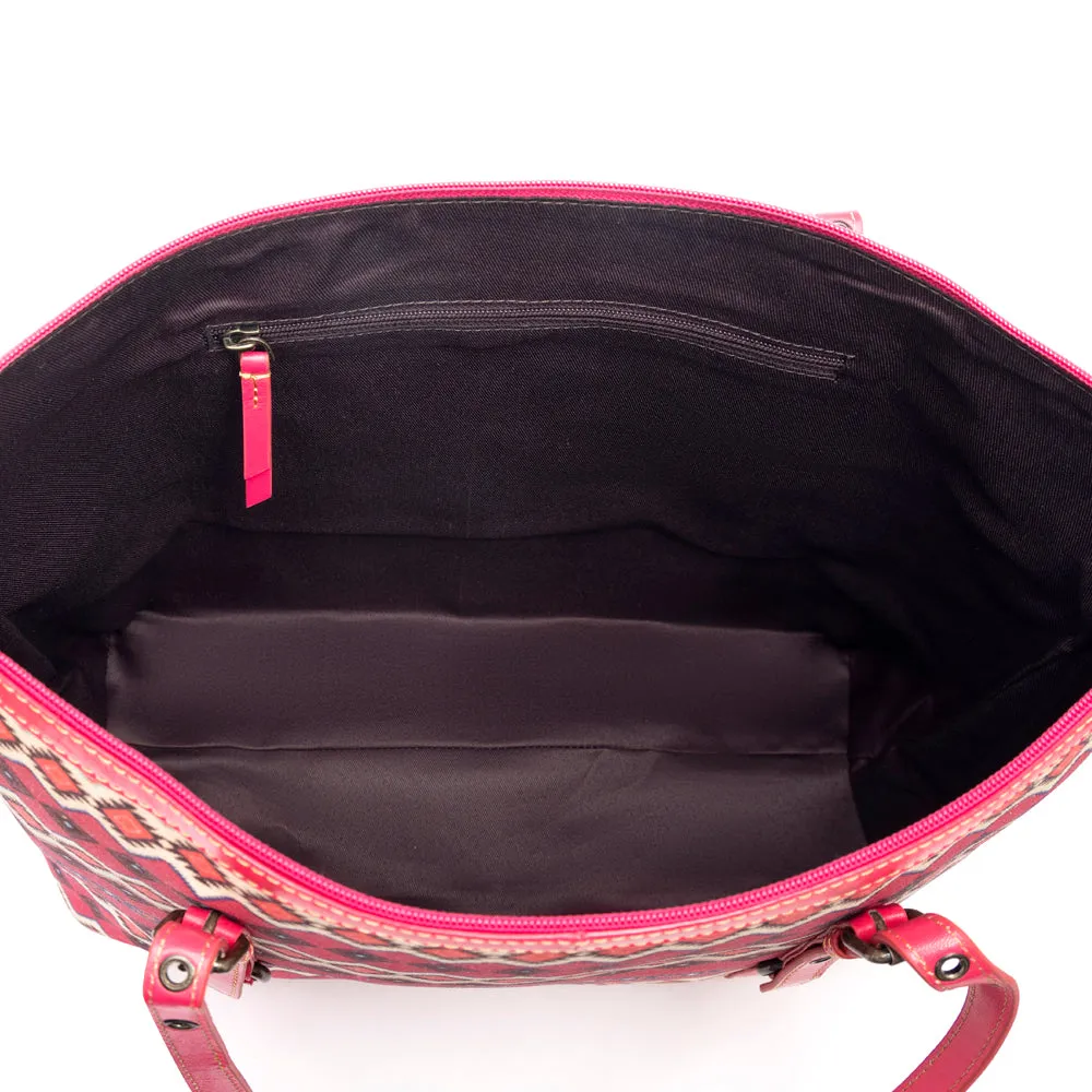 Empress Pointe Tote Bag sold by Myra Bag product image thumbnail 4