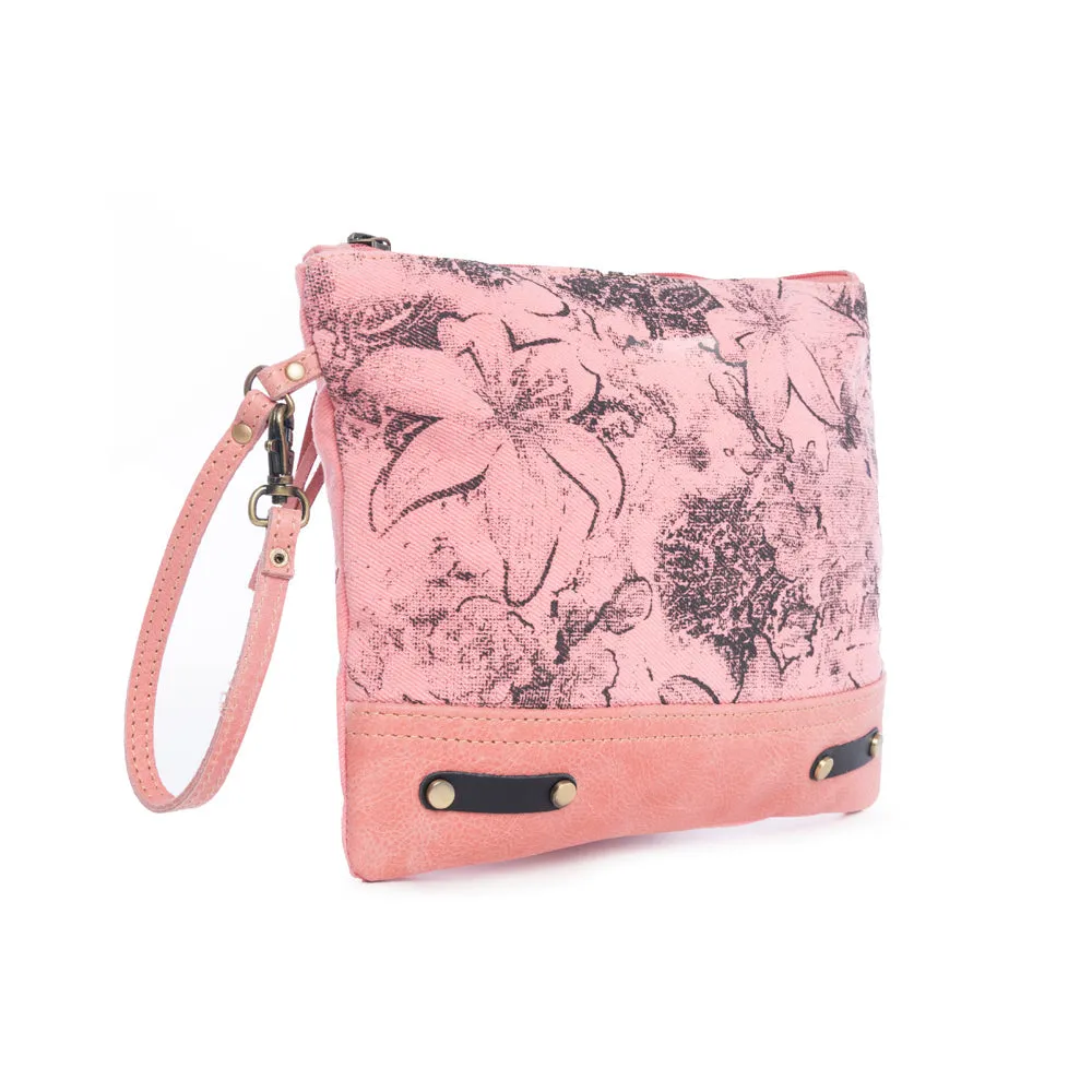 Vadito Meadow Pouch sold by Myra Bag product image thumbnail 2