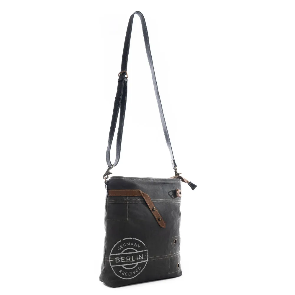 Europa Excitement Shoulder Bag sold by Myra Bag product image thumbnail 2