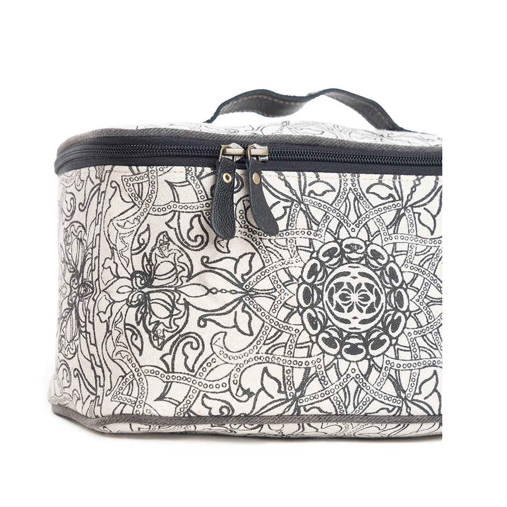 Isla Toiletries Bag sold by Myra Bag product image thumbnail 4