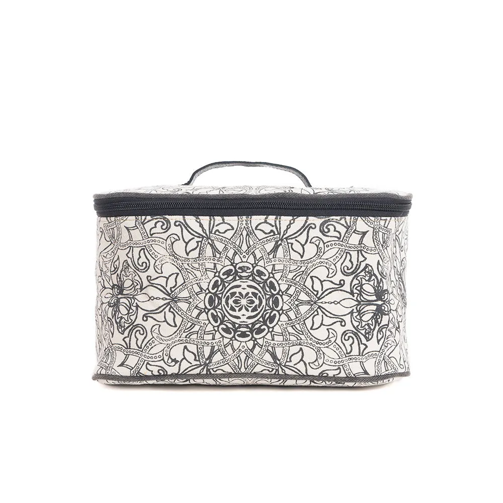 Isla Toiletries Bag sold by Myra Bag product image thumbnail 2