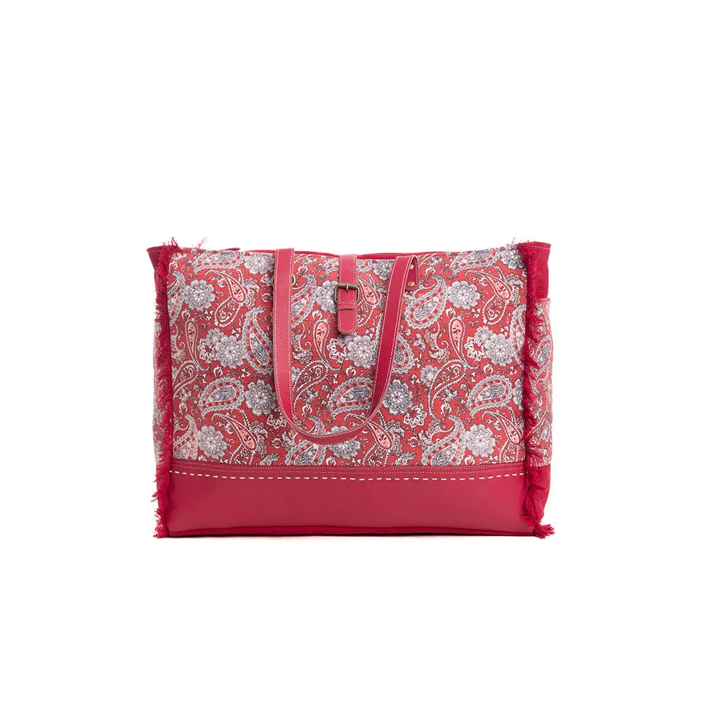 Amora Pais Weekender Bag sold by Myra Bag product image thumbnail 2