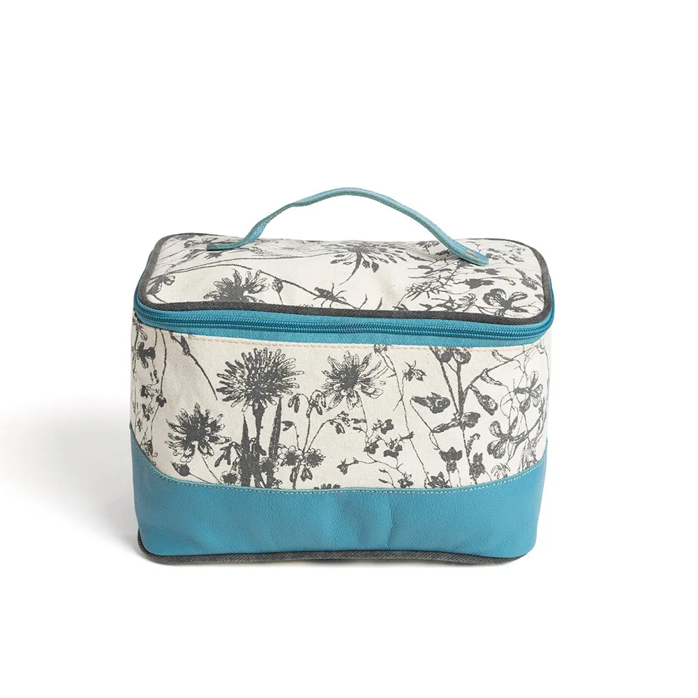 Mesa Fields Toiletries Bag sold by Myra Bag product image thumbnail 5