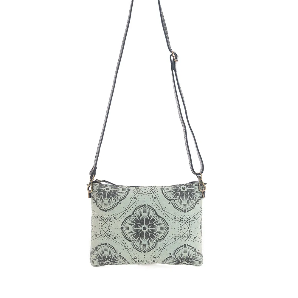 Pilar Pram Small Belt Bag sold by Myra Bag product image thumbnail 3