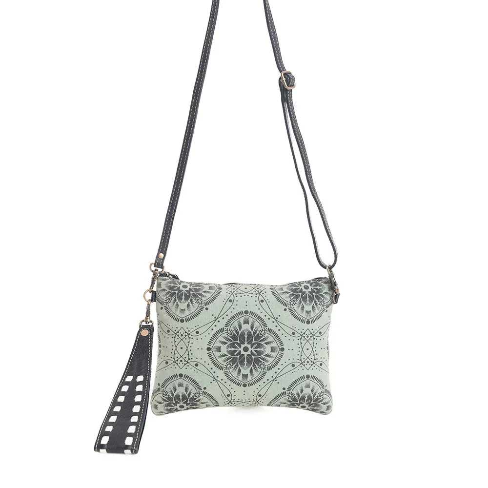 Pilar Pram Small Belt Bag sold by Myra Bag product image thumbnail 2