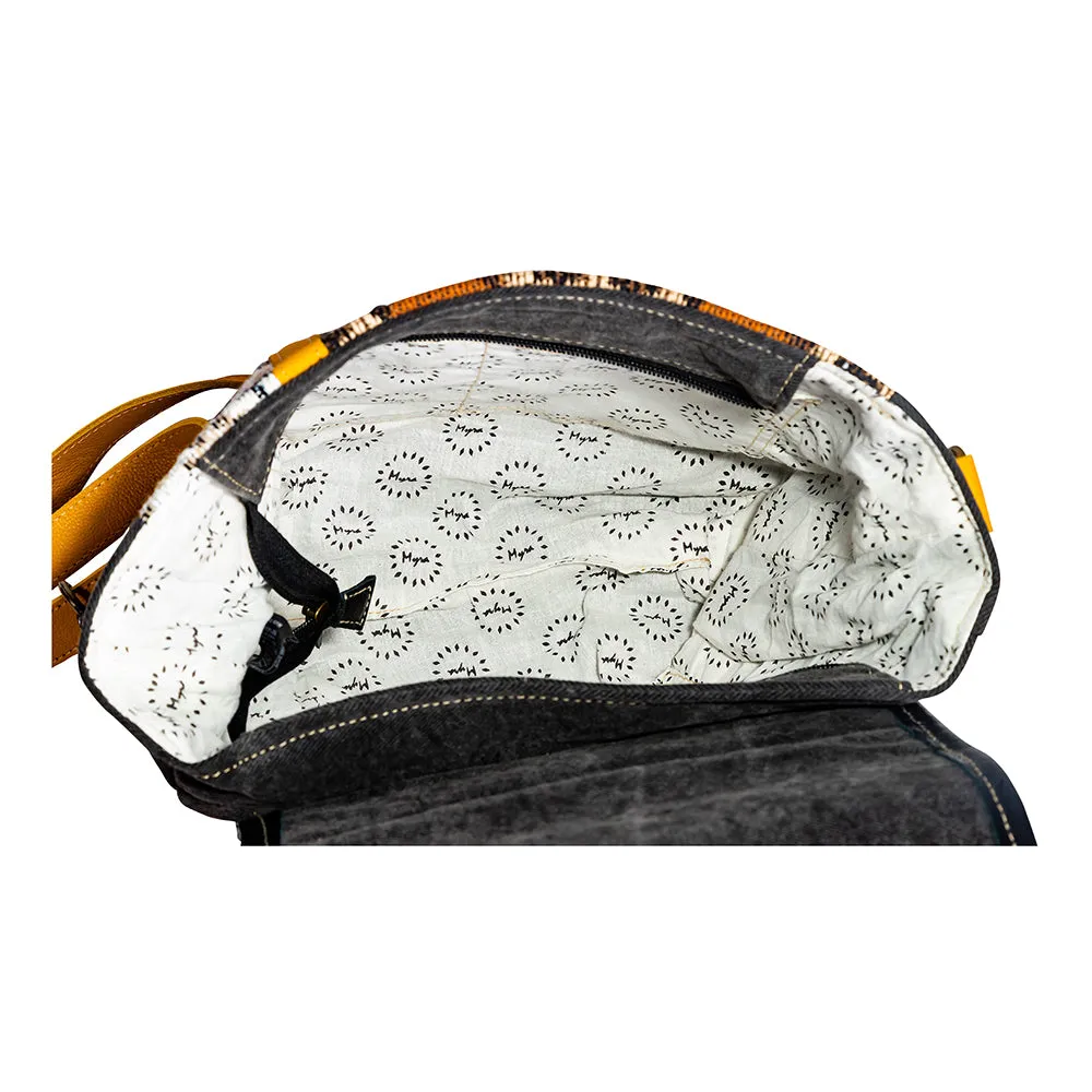 Zonta Mesa Shoulder Bag sold by Myra Bag product image thumbnail 4