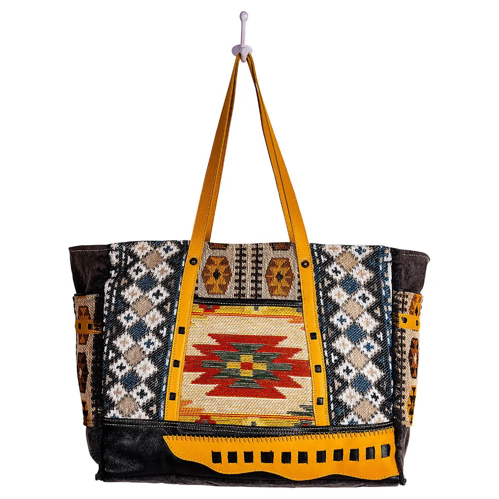 Zonta Mesa Weekender Bag sold by Myra Bag product image thumbnail 4