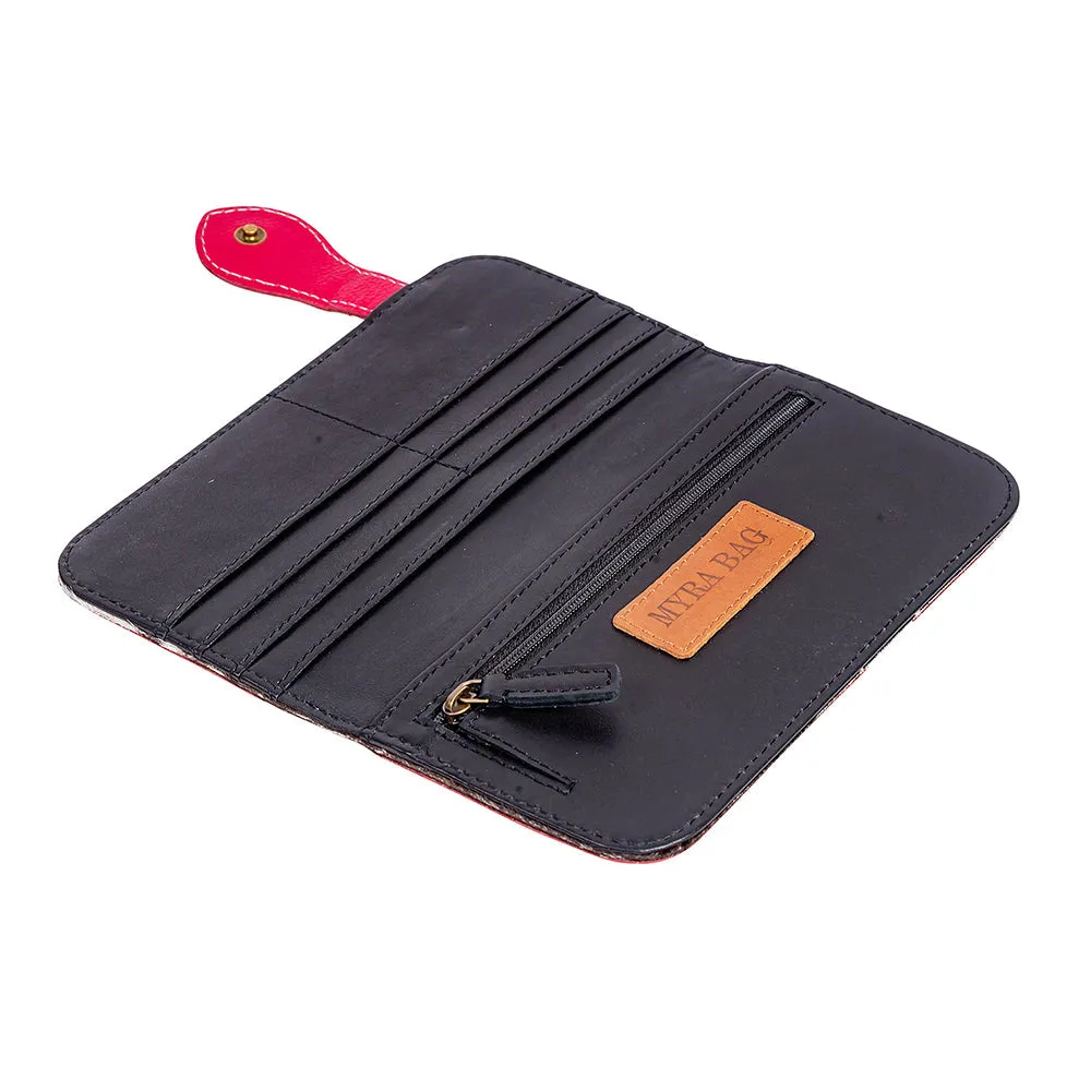 Elkerson Ridge Wallet In Red sold by Myra Bag product image thumbnail 4