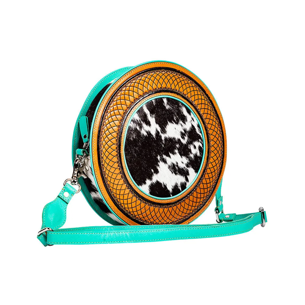 Winoka Trail Round Bag sold by Myra Bag product image thumbnail 2