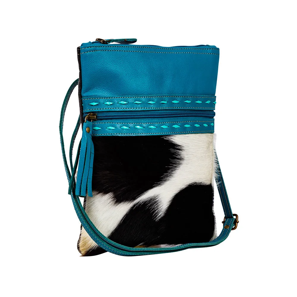 Fence Creek Small Canvas & Hairon Bag sold by Myra Bag product image thumbnail 2