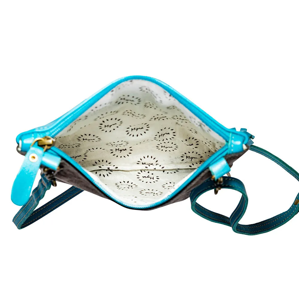 Fence Creek Small Canvas & Hairon Bag sold by Myra Bag product image thumbnail 4