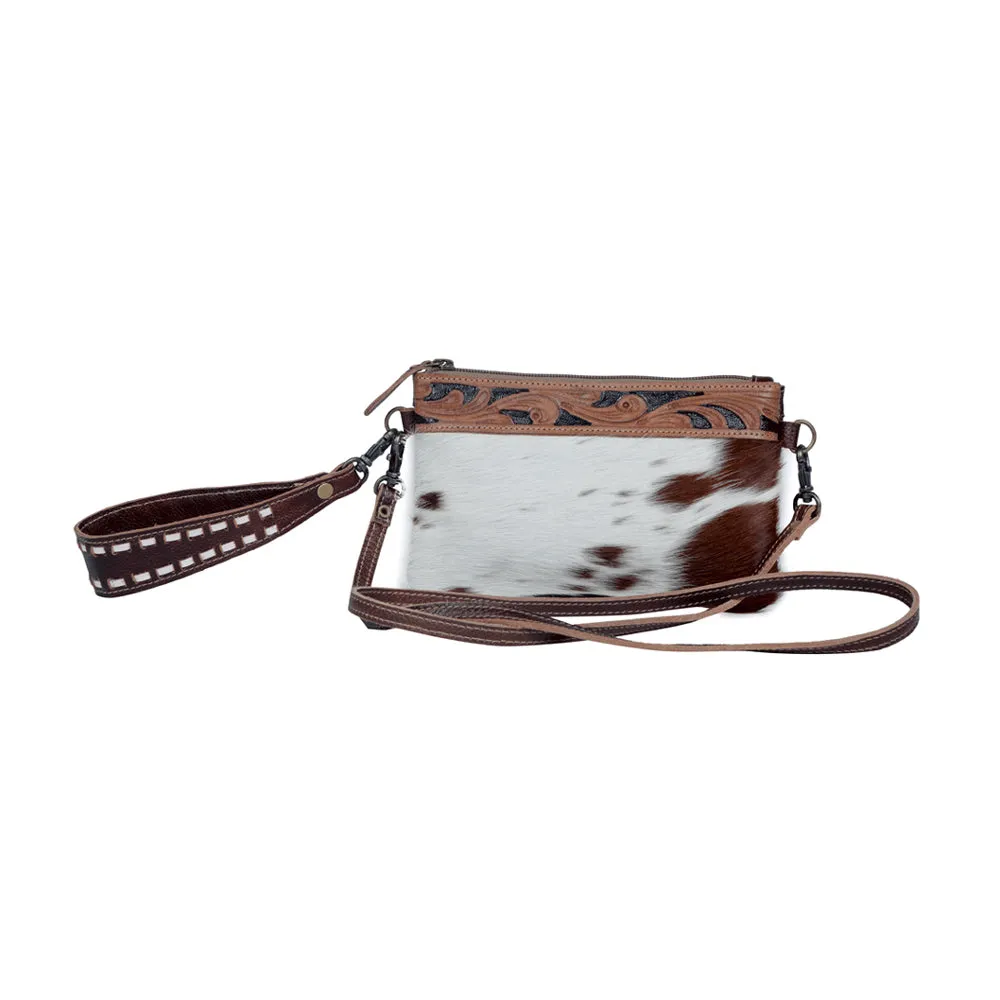 Streaks Delight Belt Bag sold by Myra Bag product image thumbnail 2
