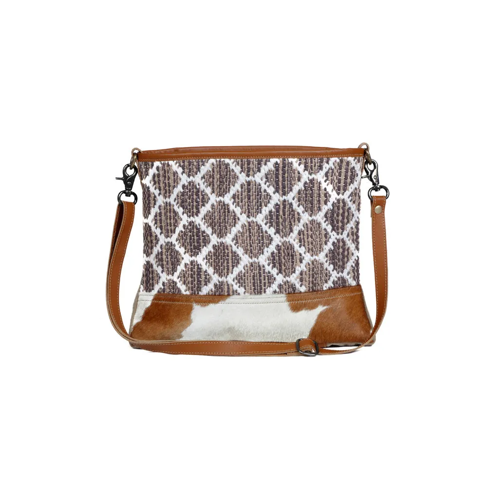 Wave-Like Shoulder Bag sold by Myra Bag product image thumbnail 2