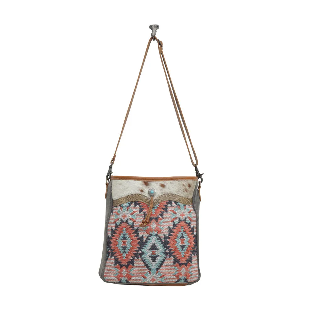 El Salva Shoulder Bag sold by Myra Bag product image thumbnail 5