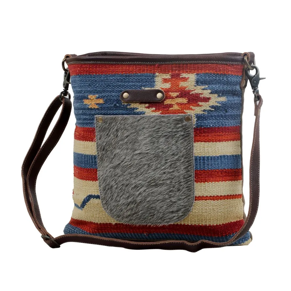 PURSUASIVE SHOULDER BAG sold by Myra Bag product image thumbnail 2