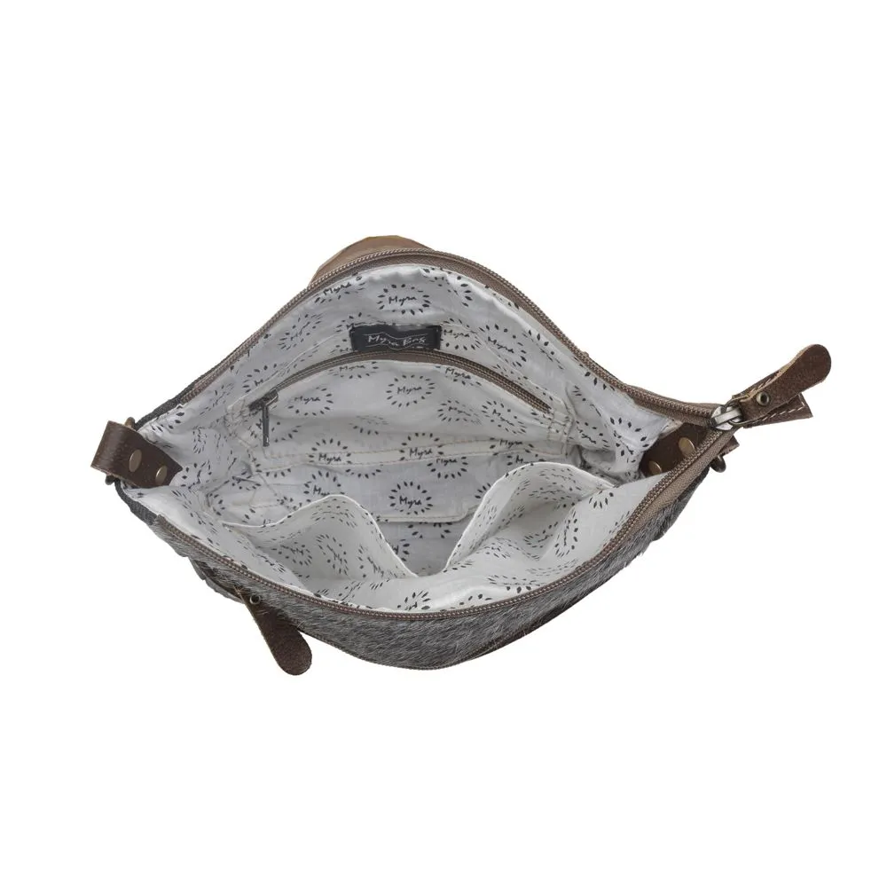 CHEVRON PATTERNED CROSS BODY BAG sold by Myra Bag product image thumbnail 5