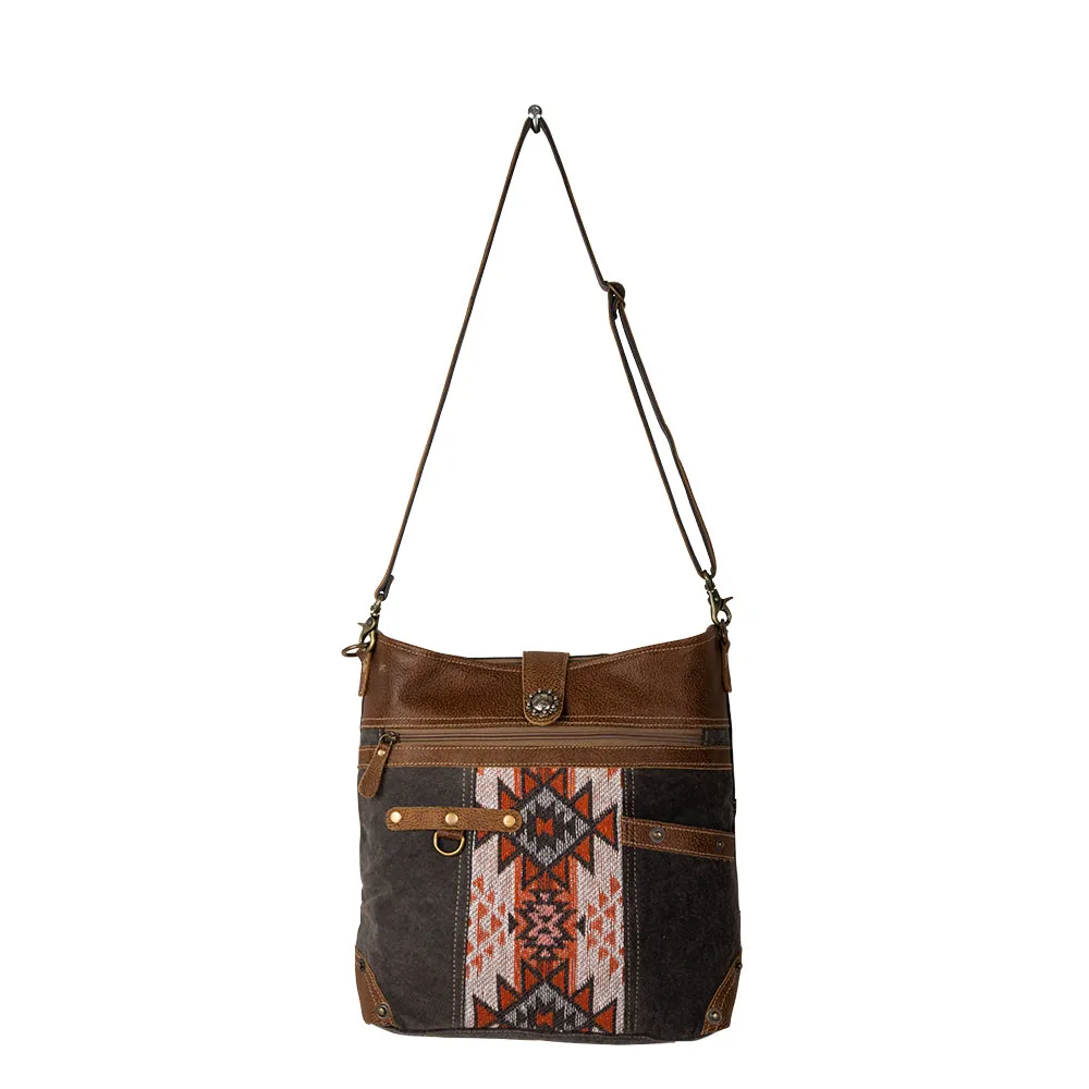 Pueblo Horizon Shoulder Bag sold by Myra Bag product image thumbnail 4