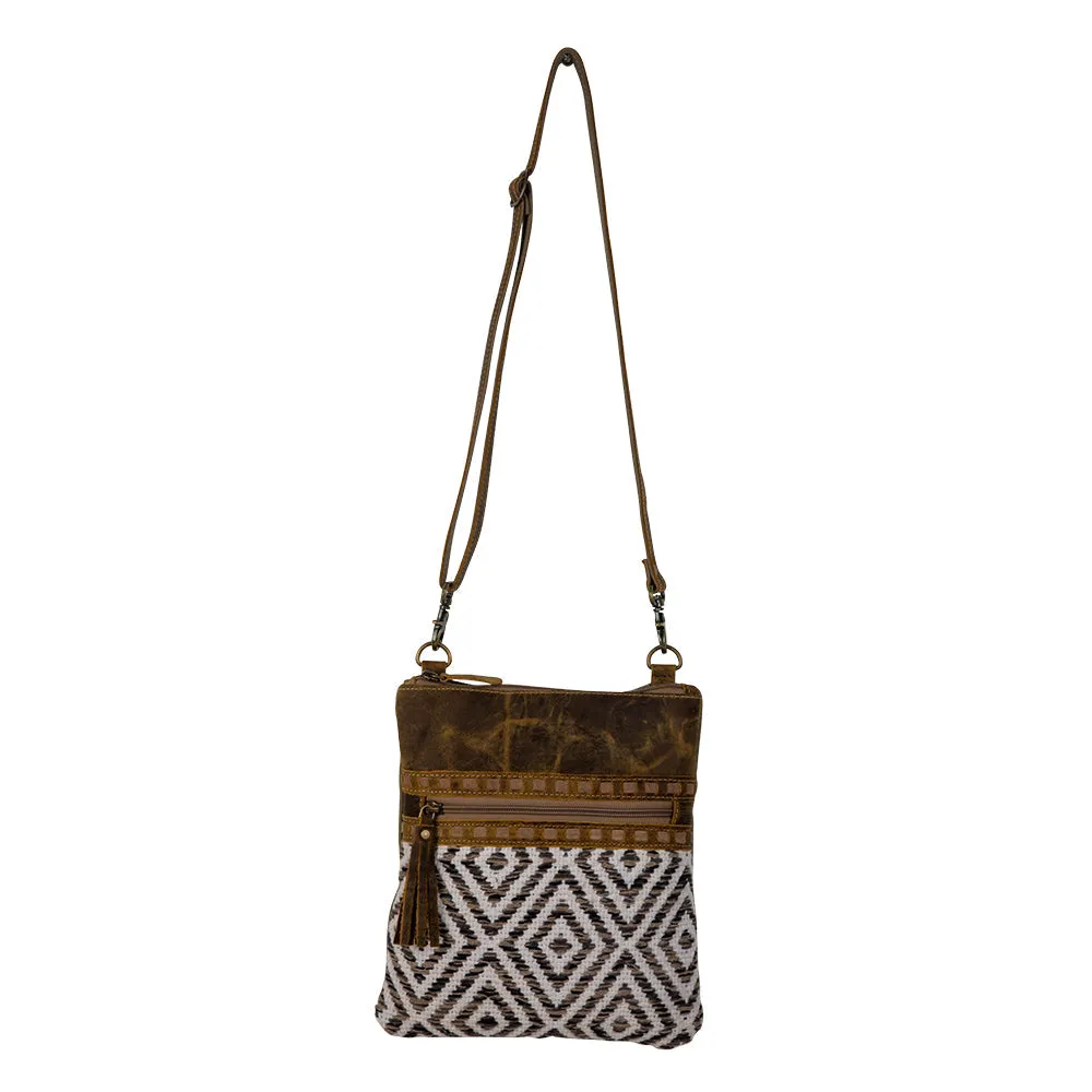 Sand Weaver Small & Crossbody Bag sold by Myra Bag product image thumbnail 4