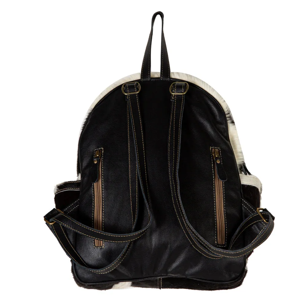 Stratford Trail Concealed-Carry Bag In Black sold by Myra Bag product image thumbnail 5