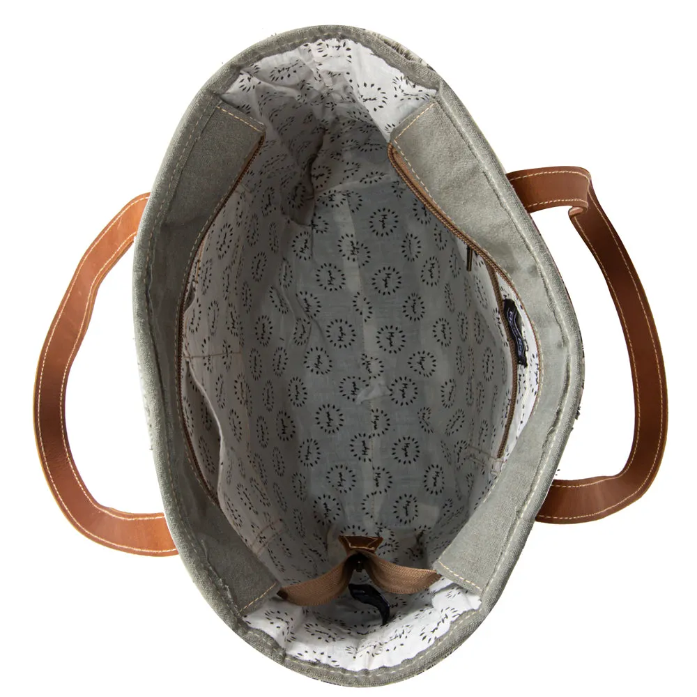 Hamilton Trimmed Tote Bag sold by Myra Bag product image thumbnail 4