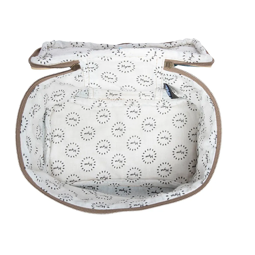 Bethlander Trail Make-Up Kit sold by Myra Bag product image thumbnail 4