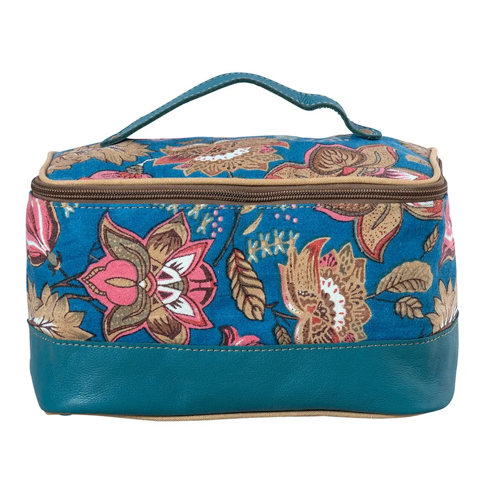 Bethlander Trail Make-Up Kit sold by Myra Bag