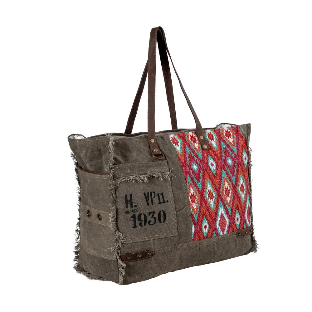 High Trails VP11 Weekender Bag sold by Myra Bag product image thumbnail 2