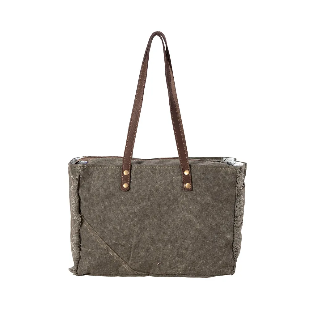 High Trails VP11 Small & Crossbody Bag sold by Myra Bag product image thumbnail 3