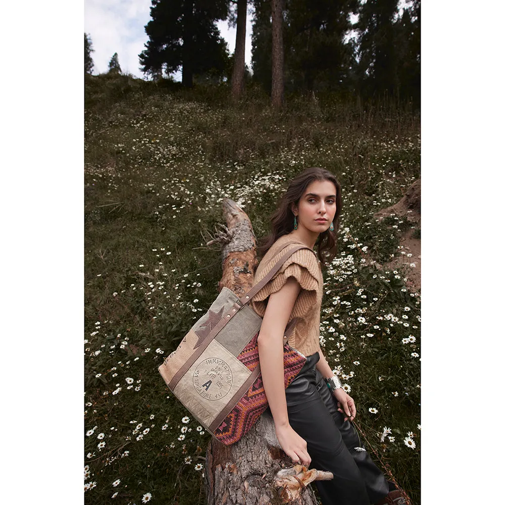 Singapore Port of Call Tote Bag sold by Myra Bag product image thumbnail 5