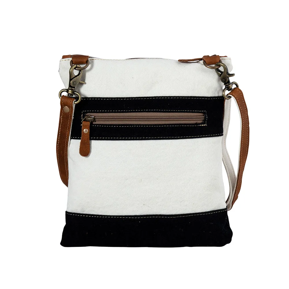 23 Skidoo Small & Crossbody Bag sold by Myra Bag product image thumbnail 3