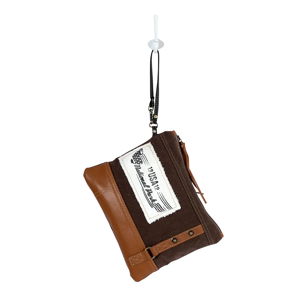 National Park Vintage Look Pouch sold by Myra Bag product image thumbnail 4