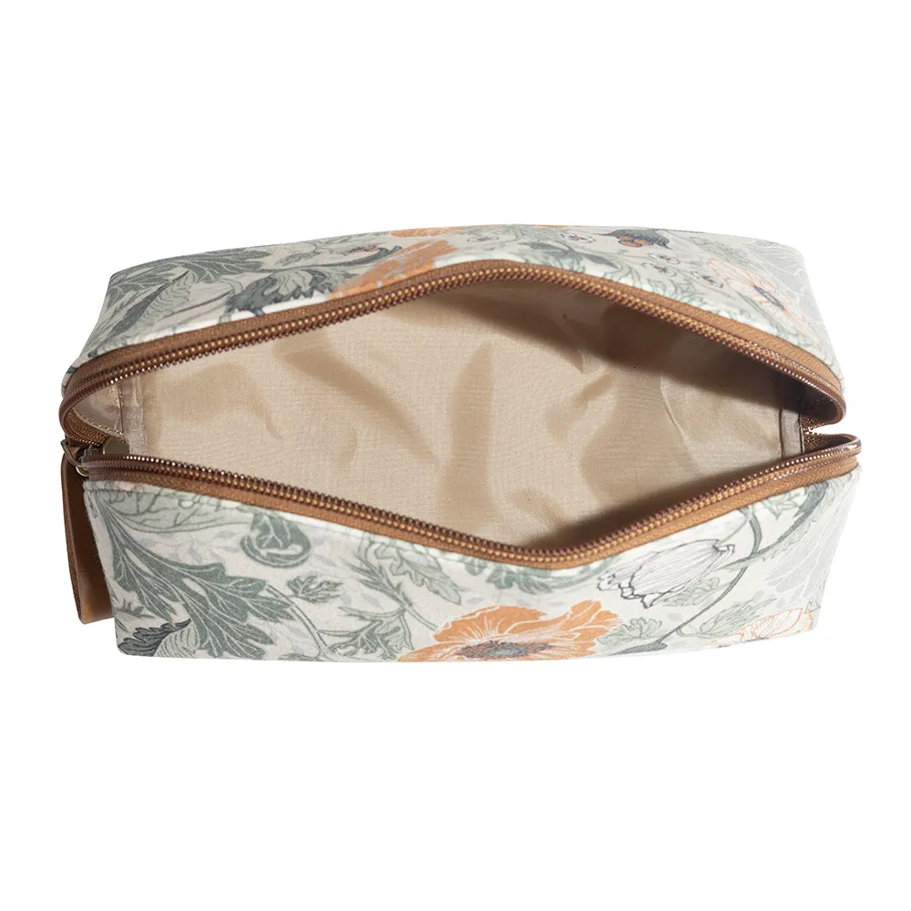 Catalona Springs Multi Pouch sold by Myra Bag product image thumbnail 3