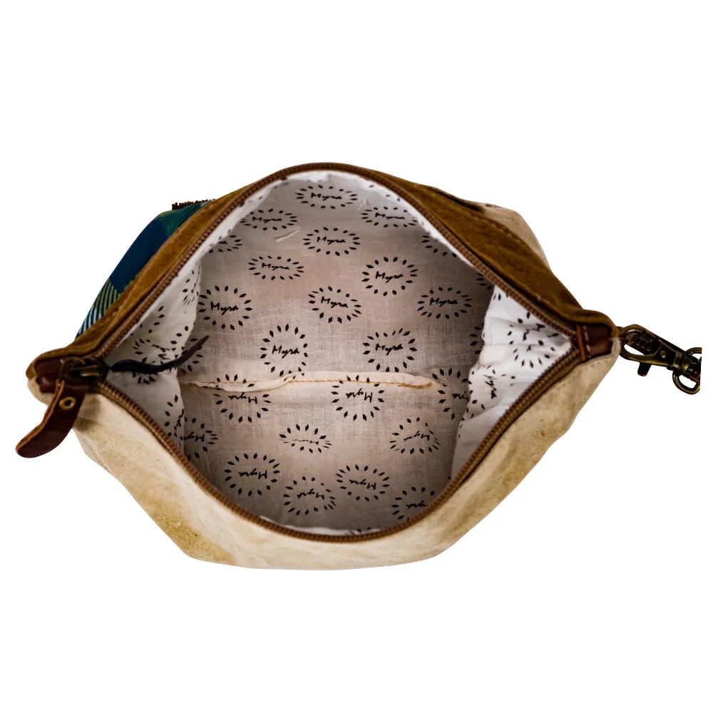 Blue Whales Bay Pouch sold by Myra Bag product image thumbnail 4