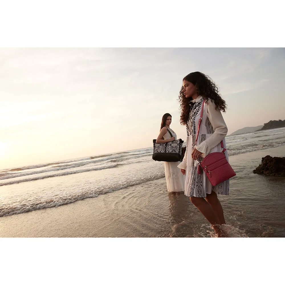 Jenson Bluff Weekender Bag sold by Myra Bag product image thumbnail 4