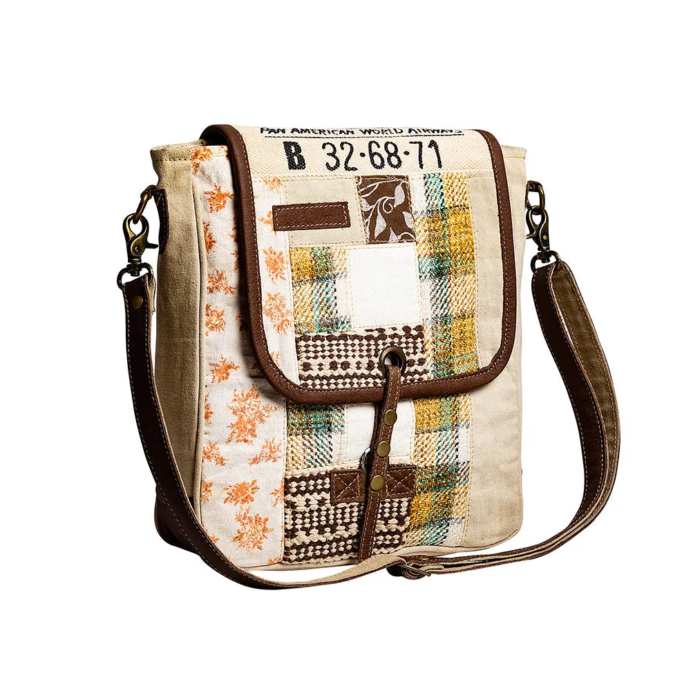 Pan American World Airways Shoulder Bag sold by Myra Bag product image thumbnail 2