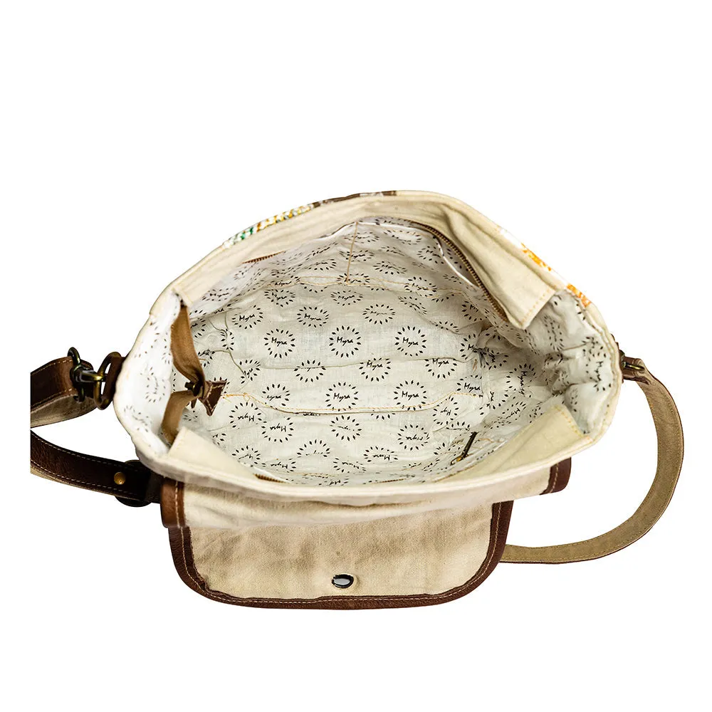 Pan American World Airways Shoulder Bag sold by Myra Bag product image thumbnail 4