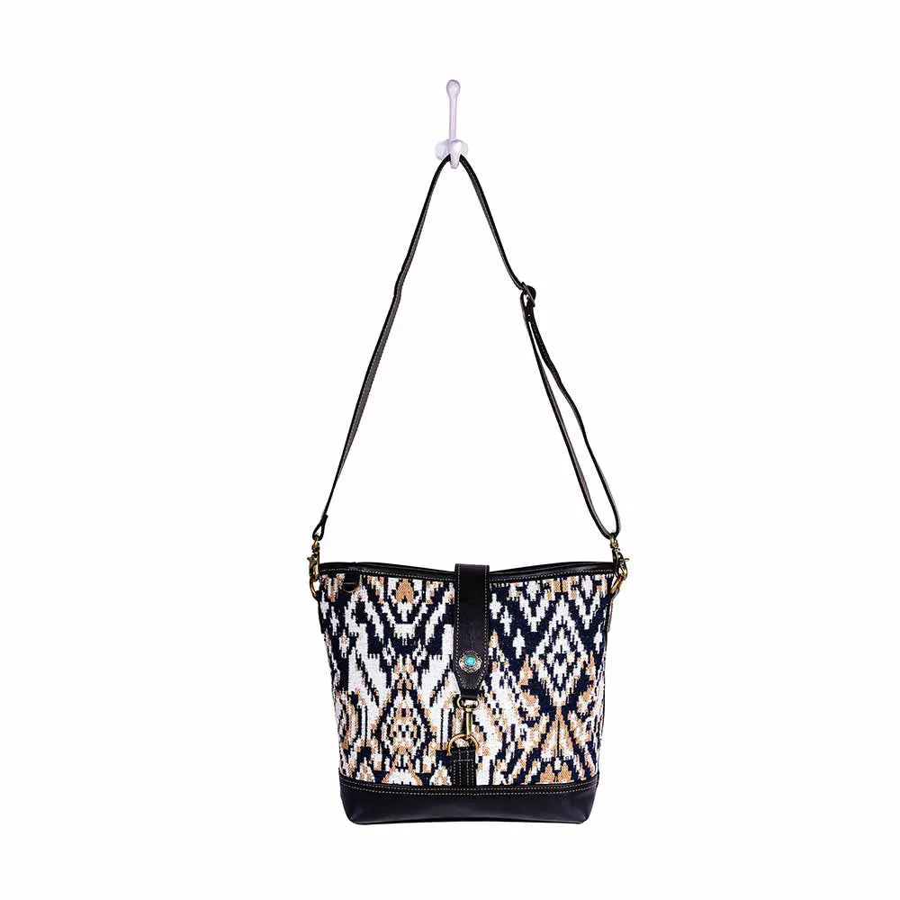 Jenson Bluff Shoulder Bag sold by Myra Bag product image thumbnail 5