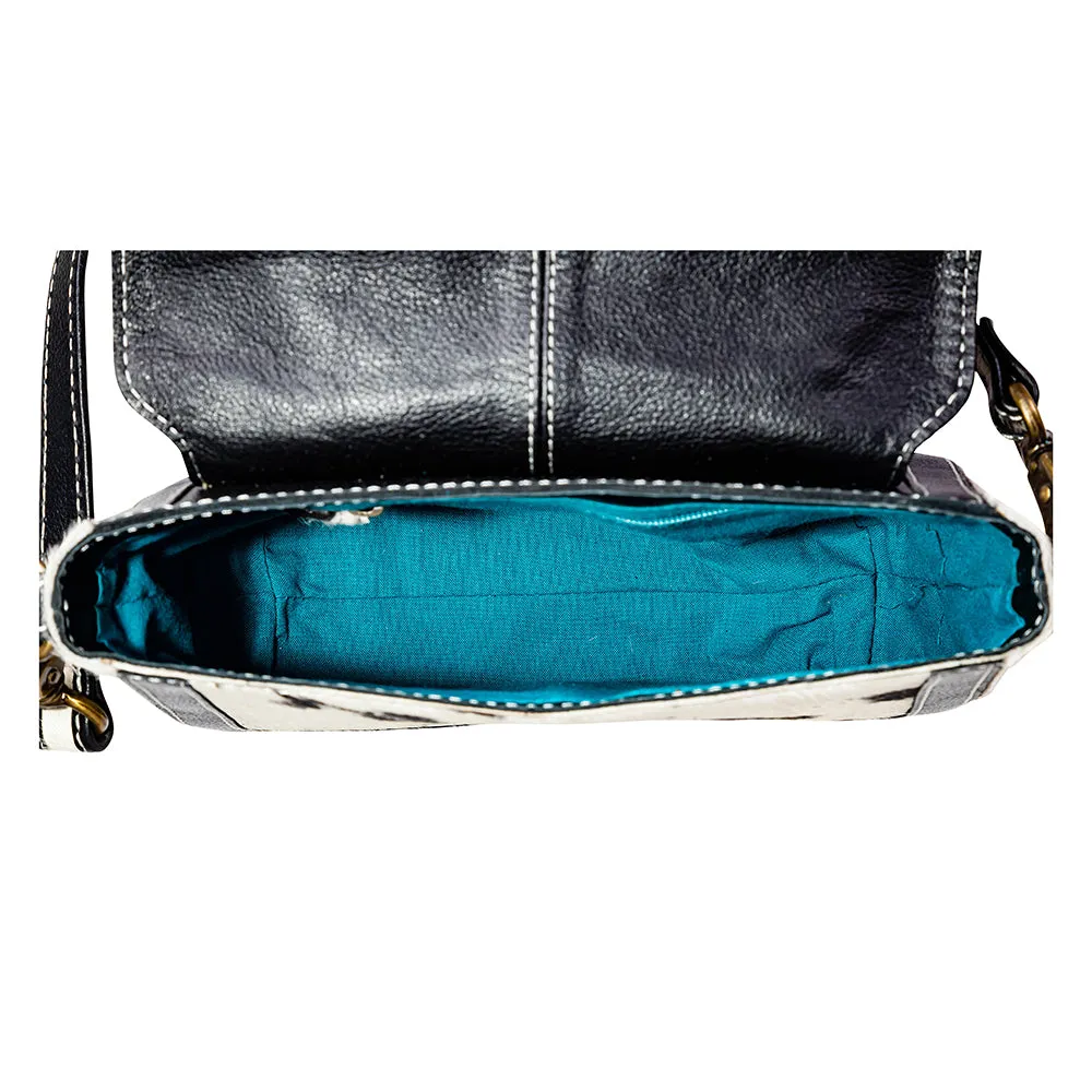 Bloomin' Steer Small Hand-tooled Bag sold by Myra Bag product image thumbnail 4