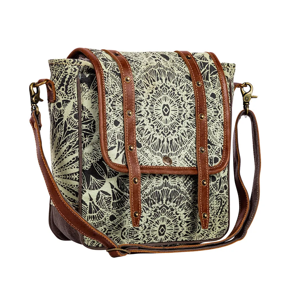 Le Medallion Shoulder Bag sold by Myra Bag product image thumbnail 2