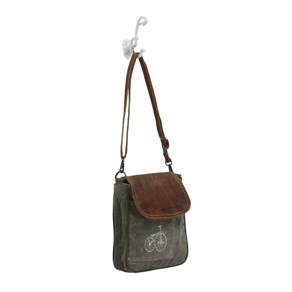 By-Cycle Print Shoulder Bag sold by Myra Bag product image thumbnail 4