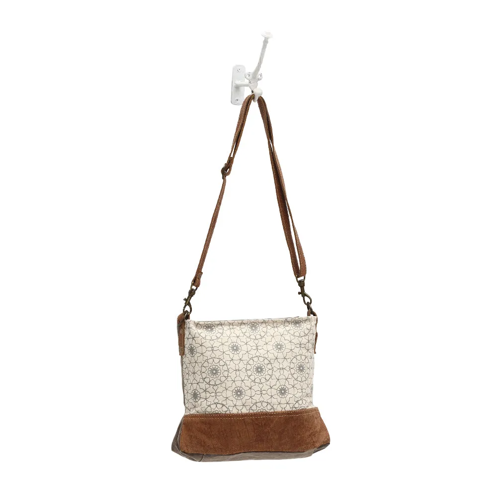 Ferris Wheel Print Cross Body Bag sold by Myra Bag product image thumbnail 4