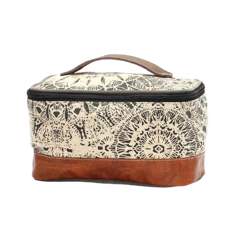Flower Design Shaving Kit sold by Myra Bag