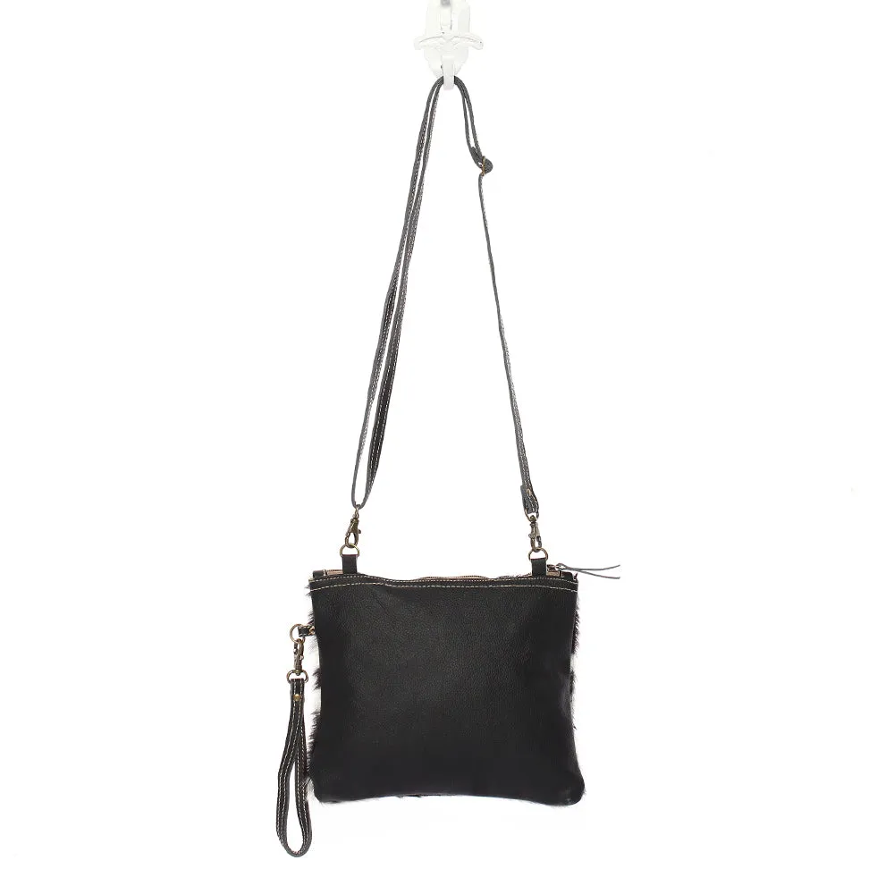 White And Black Shade Bag sold by Myra Bag product image thumbnail 4